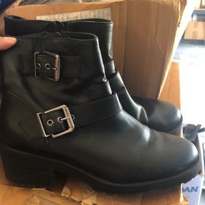 Black Chelsea Boot